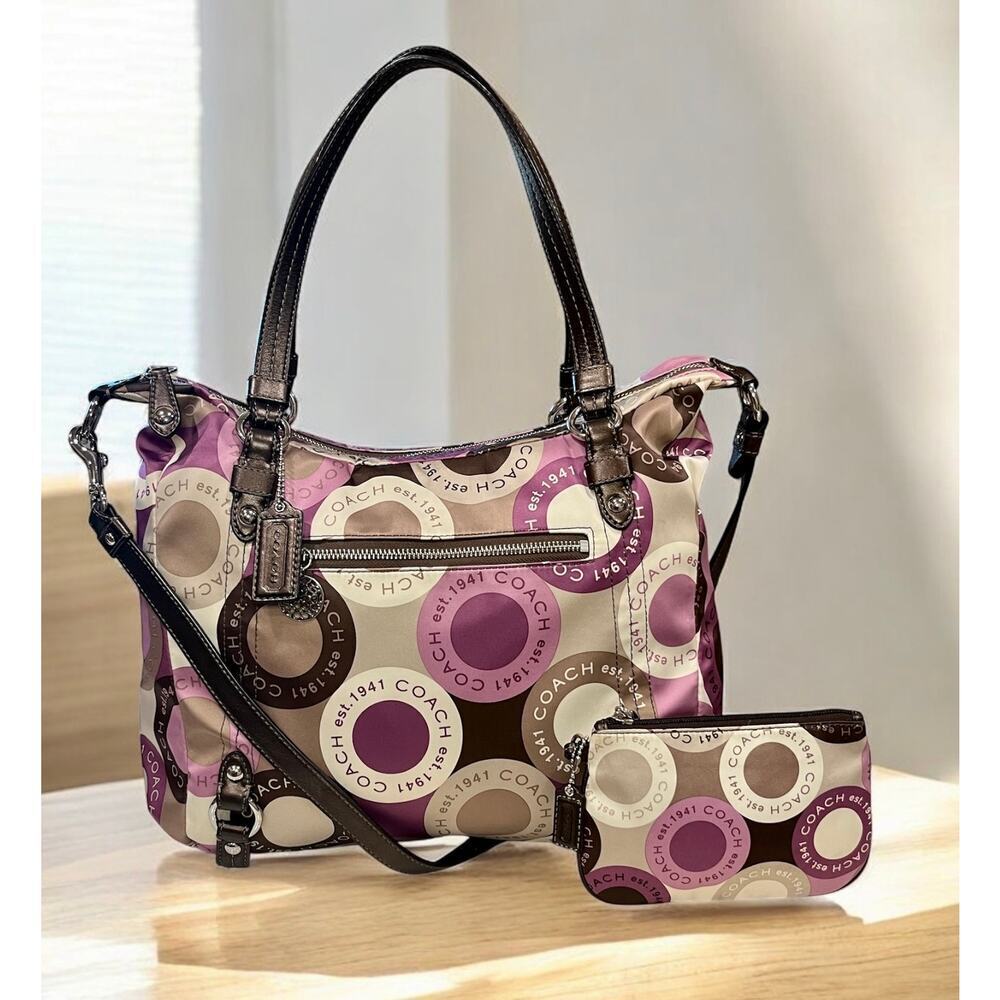 Y2K Coach F17582 Alexandra Snap Head Print Convertible Bag & Wristlet
